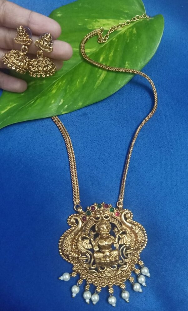 Antique Lakshmi Temple Necklace Set - Image 4