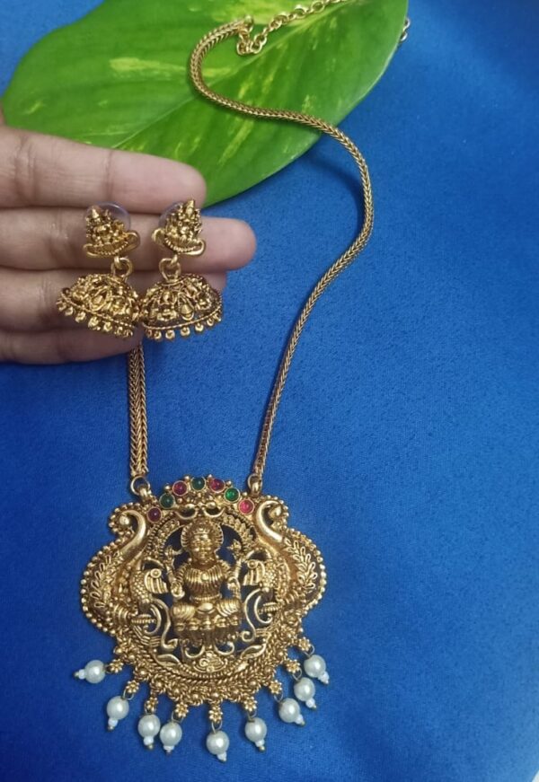 Antique Lakshmi Temple Necklace Set - Image 5