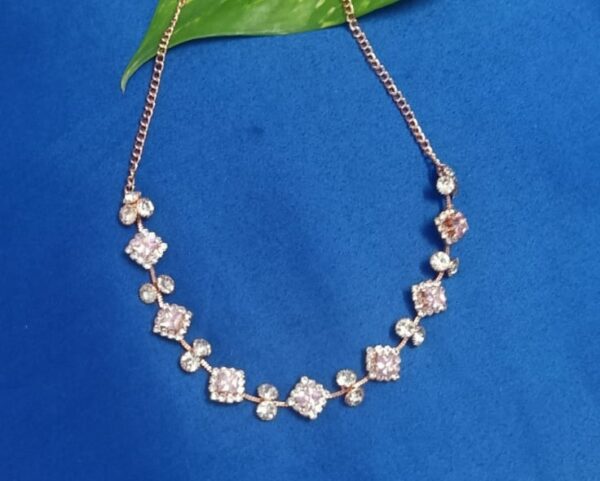 Rose Gold Diamond-Cut Necklace Set pastel pink - Image 2
