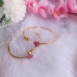 Pink flower bracelet